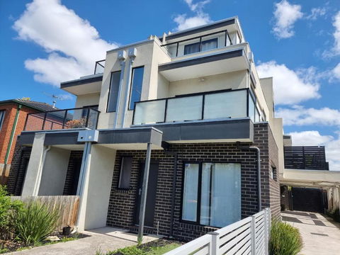 Rosie Townhouse In Prime Location Close To CBD - Broome Tourism 0