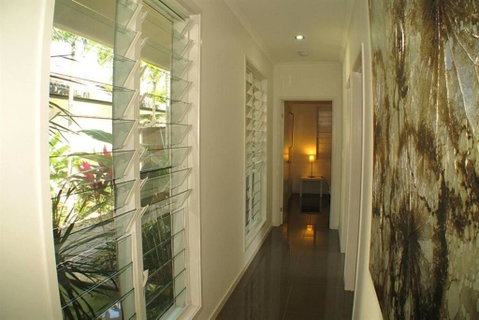 Roya On Mission - Beachfront - Wongaling - Family - Broome Tourism 1