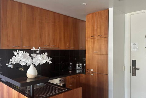 Royal Garden Residence - Broome Tourism 2