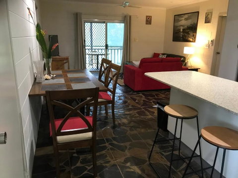 Royal Palm Cottage, Entire Two Bedroom 2 Bathroom House With Pool - Broome Tourism 1