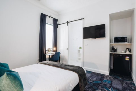 Royal Hotel Wyong - Broome Tourism 2