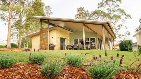 RUST - Broome Tourism 1