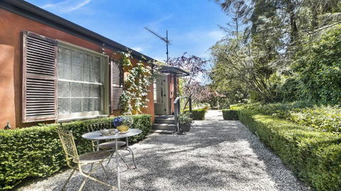 Saint Eloi Le Jardin - Broome Tourism 2