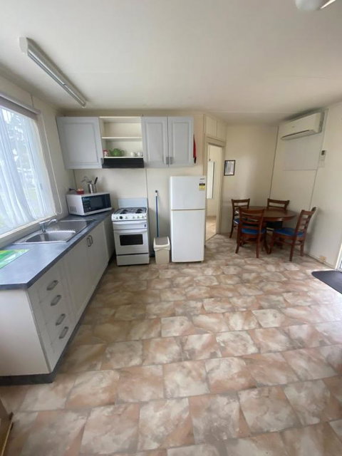 Sale Caravan Park - Broome Tourism 0