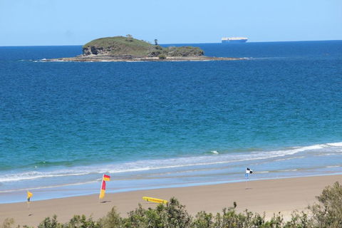 Salerno On The Beach - Broome Tourism 0