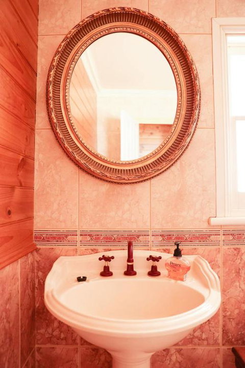 SaltBush Cottage - Broome Tourism 2