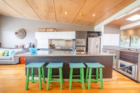 Saltwater 5 - Sleeps 8 - Close To Main Beach - Broome Tourism 1