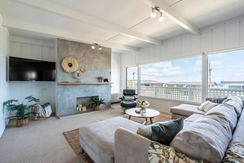 Saltwater Terrace With Panoramic Ocean Views - Broome Tourism 1