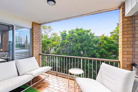 Salty Sea Breeze Apartment 500m To Waters Edge - Broome Tourism 3