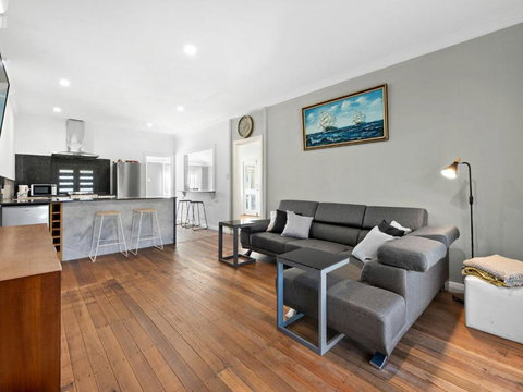 Salty Sea Cottage - Broome Tourism 2