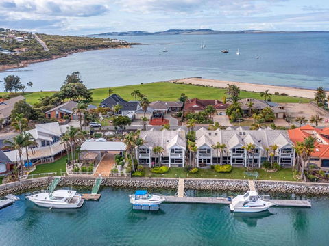 Salty Views - Broome Tourism 1