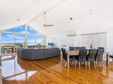 Saltys - Broome Tourism 0