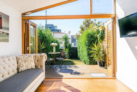 Sanctuary At The Rocks - Broome Tourism 0