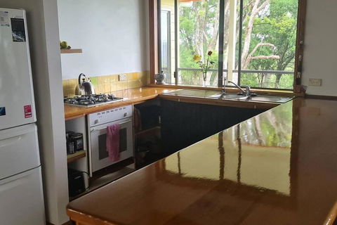 Sanctuary In Luscious Green Hills Of Coorabell - Broome Tourism 0