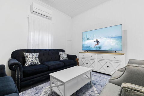 Sandown Beachside Cottage - Broome Tourism 1