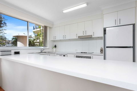 Sandown - Hosted By Burleigh Letting - Broome Tourism 3