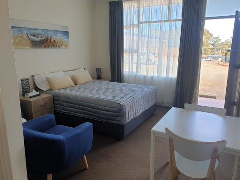 Sandpiper Motel Ulladulla - Broome Tourism 0