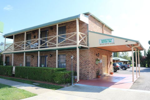 Sandstock Motor Inn Armidale - Broome Tourism 2