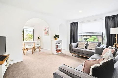 Sandy Bay Cozy Cottage Close To CBD - Broome Tourism 0