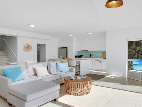 Sandy Cove - Broome Tourism 2