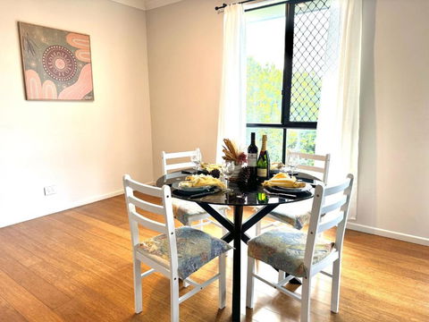Serene Share Suite In Coopers Plains - Broome Tourism 2