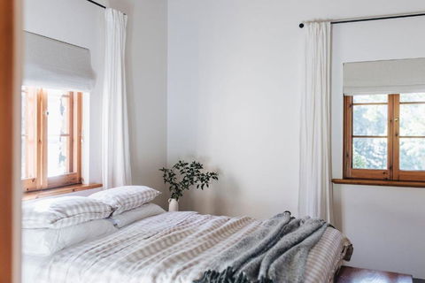 Secluded Stone Cottage Perfect For Couples Escape - Waterfalls - Broome Tourism 2