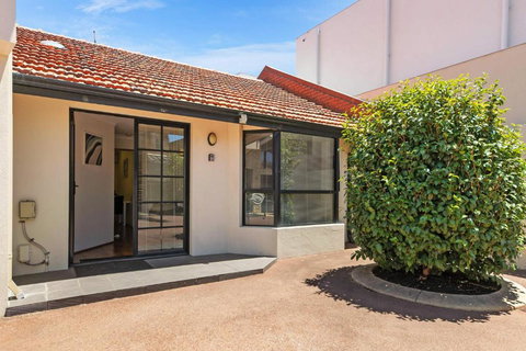 Swan River Applecross Heathcote Park 1BR Villa - Broome Tourism 0