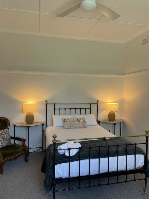 The Bolt Inn - Broome Tourism 1