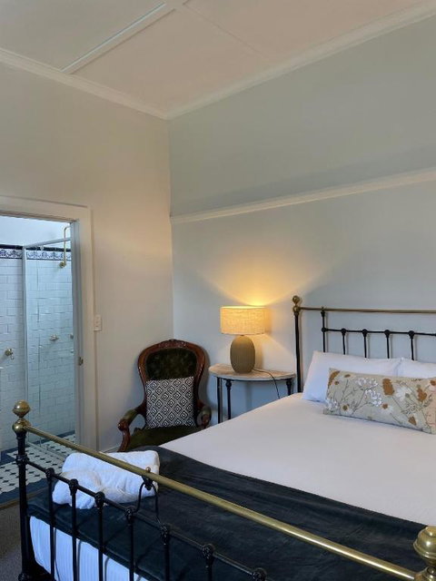 The Bolt Inn - Broome Tourism 2