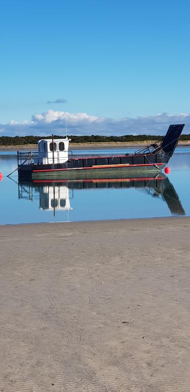 Beachside Retreat West Inlet - Broome Tourism 1