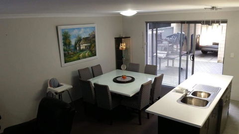 Beckenham Townhouse - Broome Tourism 0