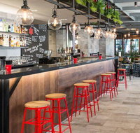 Beer Deluxe Albury - Broome Tourism