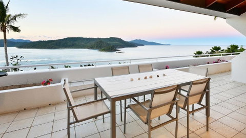 Bella Vista E9 - Ocean View Spacious 2 Bedroom With Golf Buggy - Broome Tourism 2