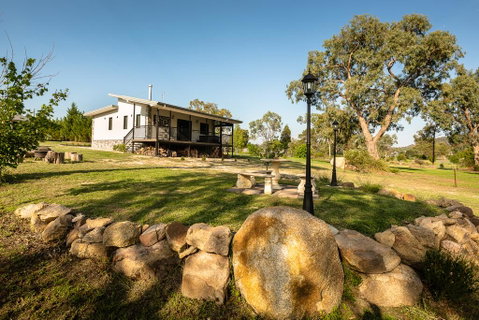 Bella Vista Stanthorpe - Broome Tourism 0