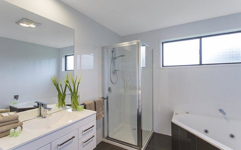 Best Western Colonial Village Motel - Broome Tourism 3