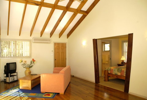 Bewong River Retreat - Broome Tourism 2