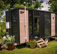 Big Tiny Paz Seven Hills Tiny House Tallarook - Broome Tourism