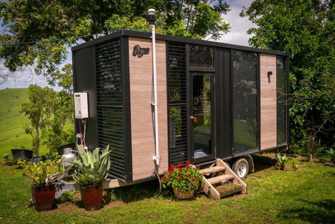 Big Tiny Paz Seven Hills Tiny House, Tallarook - Broome Tourism 0