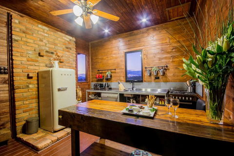 Blaxland's Cottage - Broome Tourism 3