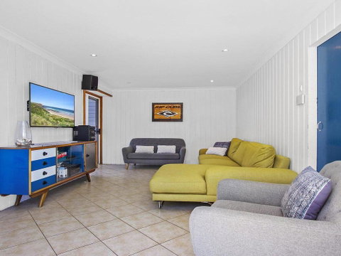 Blue Horizon - Beachfront With Fireplace - Broome Tourism 1