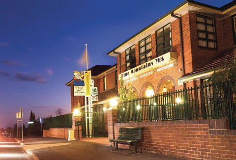 Blue Mountains YHA - Broome Tourism 0