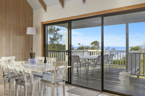 Blue Oar Beach House - Broome Tourism 0