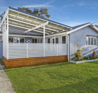 Blue Summer House - Broome Tourism