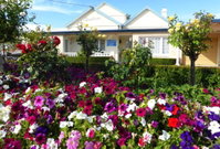Boathouse Bunbury Bed  Breakfast