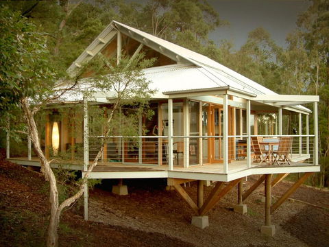 Bombah Point Eco Cottages - Broome Tourism 0
