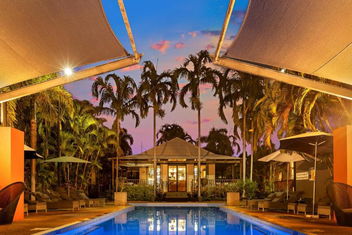 The Pearle Of Cable Beach with Broome Tourism