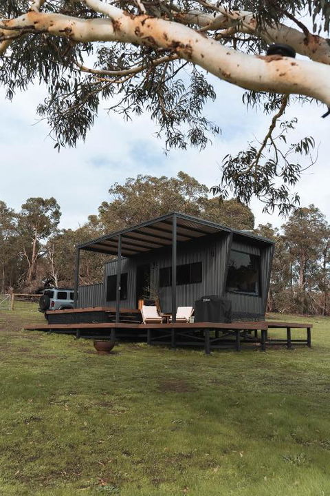 Tiny Cabin Fiona In Serpentine - Broome Tourism 0