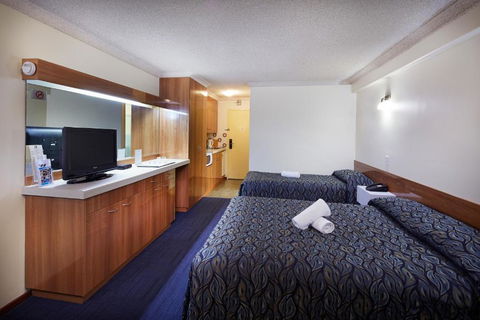 Windsor Lodge - Broome Tourism 2
