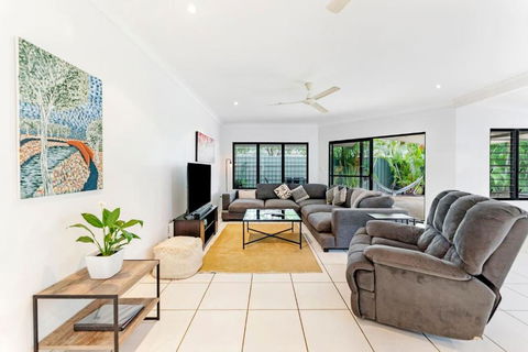 Ah Mat Bungalow - Tropical Darwin Stay With Pool - Broome Tourism 2