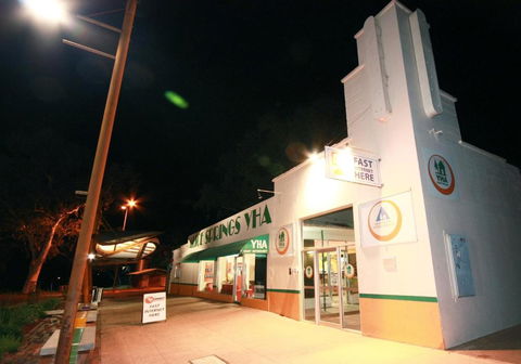 YHA Alice Springs - Broome Tourism 0